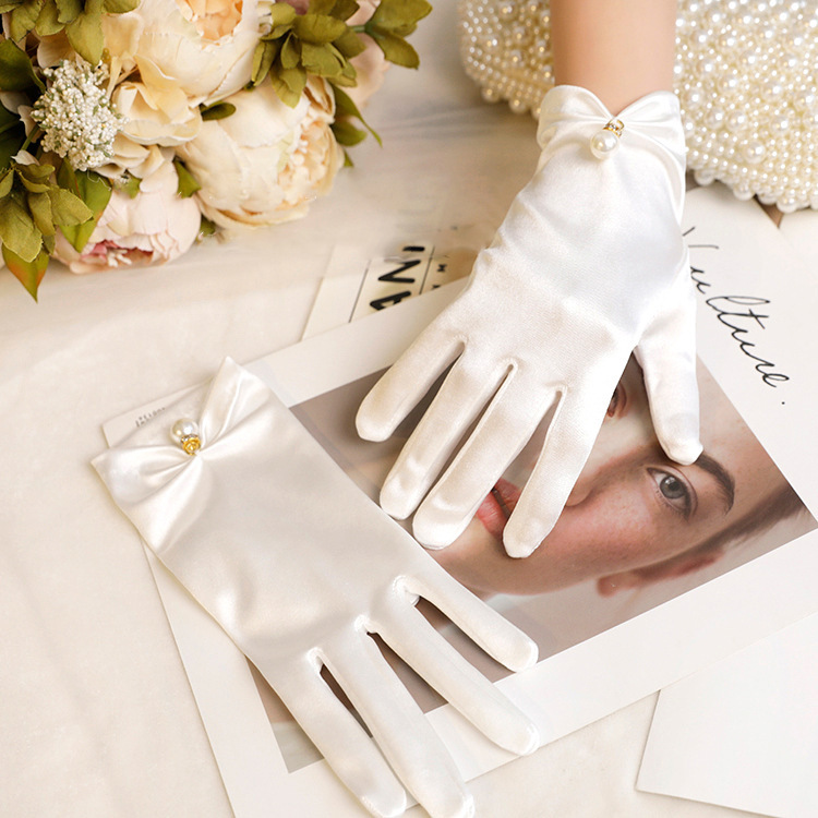 women's gloves satin white