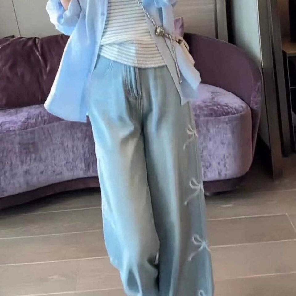 Wide leg jeans for women – high waist denim trousers