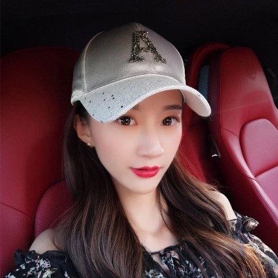 Women's straw cap with embroidered sequins – black
