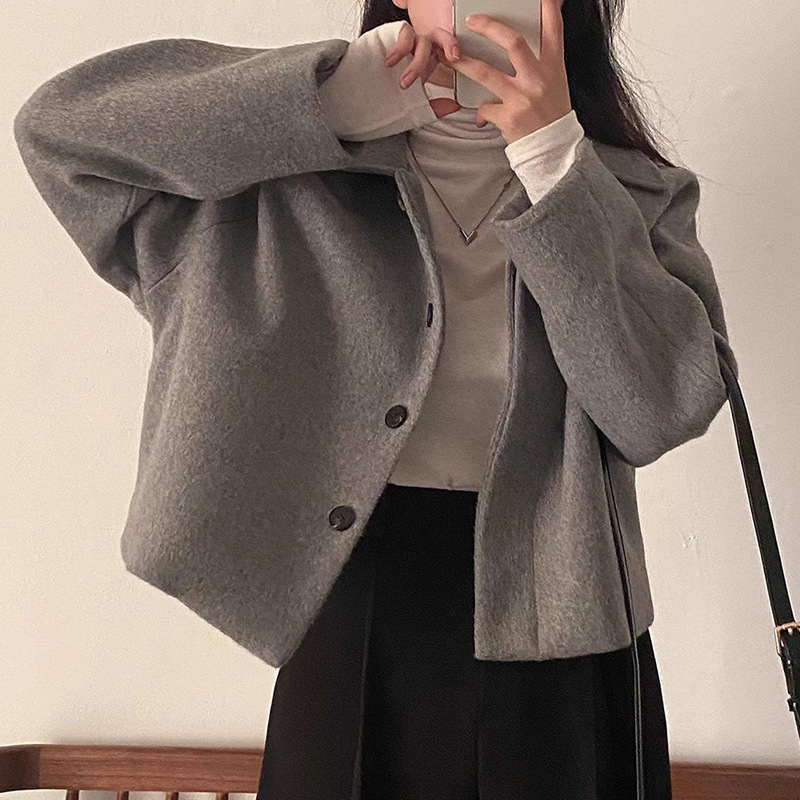 Cream Hoodie Women's in Grey